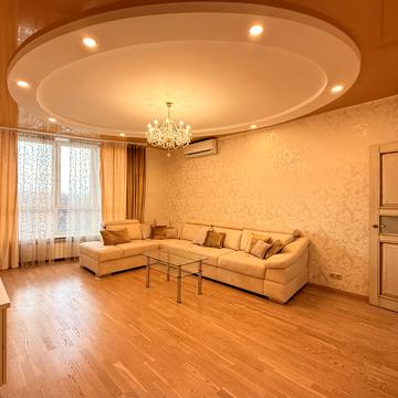 Авіаконструктора Ігоря Сікорського вул. (Танкова), 1