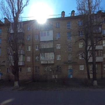 Празька вул., 4