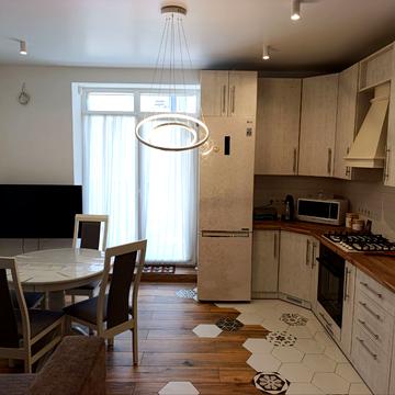 Малоголосківська вул., 28