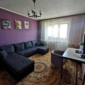 Червоної Калини просп. (Володимира Маяковського), 30