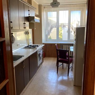 Ірининська вул., 3