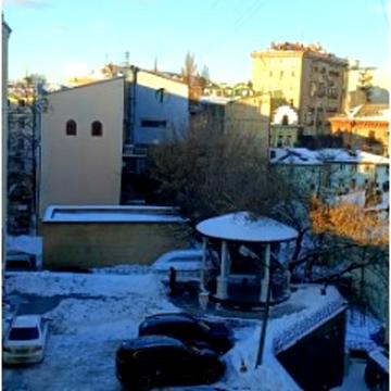 Ірининська вул., 3