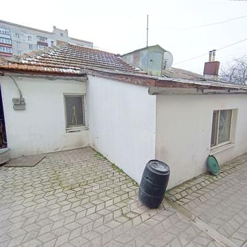 8-ма Слобідська вул. (Орджонікідзе), 70-А