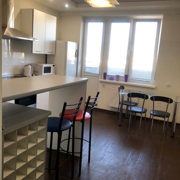 Героїв полку "Азов" вул. (Маршала Малиновського), 4-В