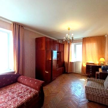 Вацлава Гавела бульв. (Івана Лепсе), 40