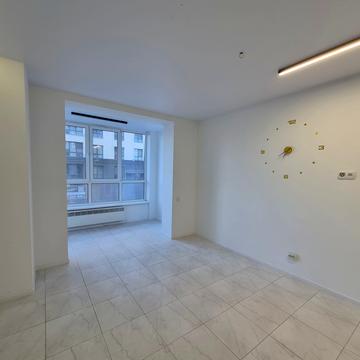 Івана Франка вул., 42