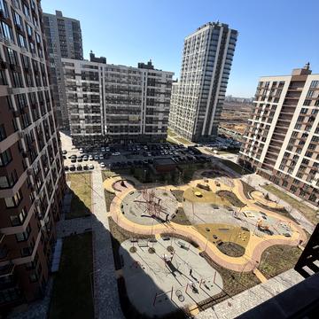 Олександра Олеся вул., 9