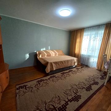 Бастіонна вул., 1/36