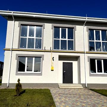 Ясна вул., 12