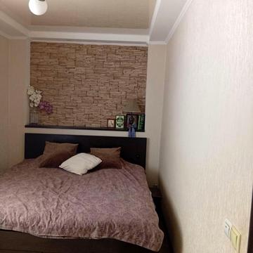 Небесної Сотні вул. (Московська), 16