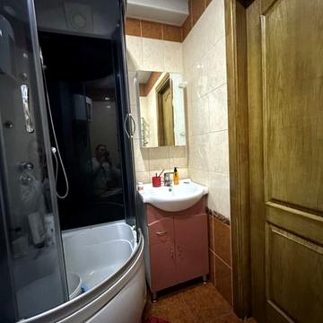 Запорізького Козацтва вул., 31