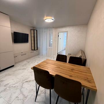 Київська вул., 9-Д