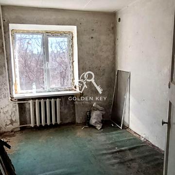 Володимира Бизова вул. (Якіра), 32