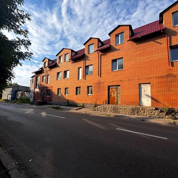 Робітнича вул., 2а