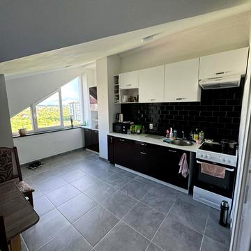 Василя Стуса вул., 30