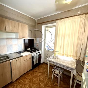 Героїв полку "Азов" вул. (Маршала Малиновського), 11-Б