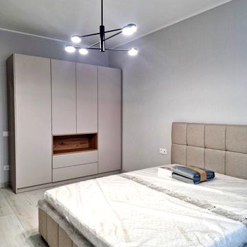 Воскресенська вул., 2-В