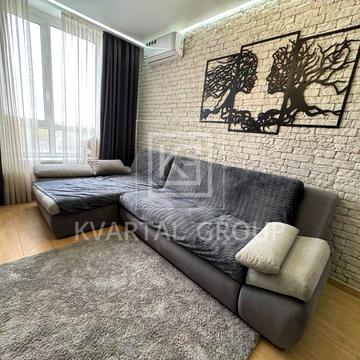 Університетська вул., 1д