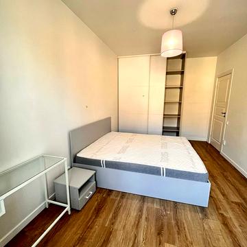 Максима Кривоноса вул., 8