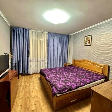 Червоної Калини просп., 77