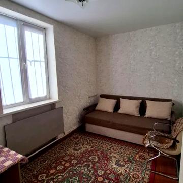 Холодноярська вул. (Більшовицький), 1