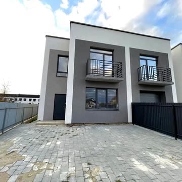 Приозерна вул.