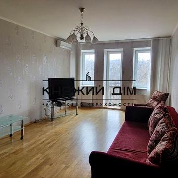 Голосіївська вул., 13-Б