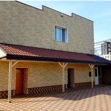 Майданівська вул.