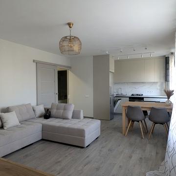 Низинна вул., 4