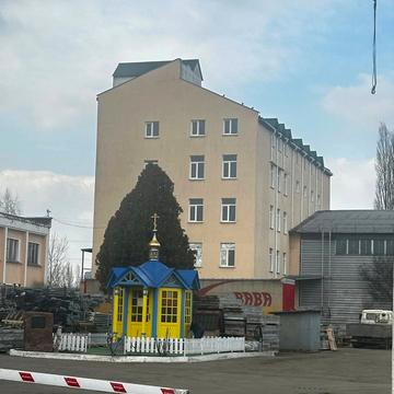 Колекторна вул., 1-д