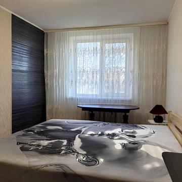 Борщагівська вул., 12