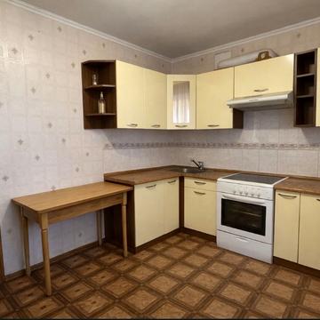 Молодіжна вул., 15/1