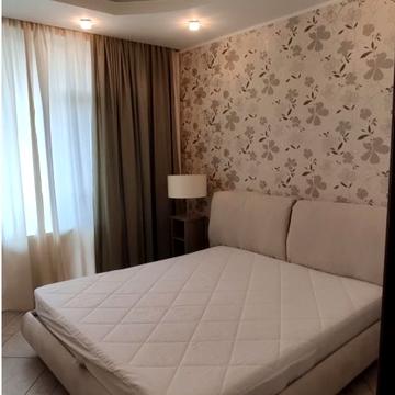 Михайла Грушевського вул., 34-А