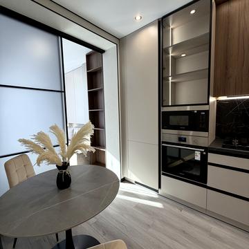 Мартинова просп., (вул. Щаслива, 67)