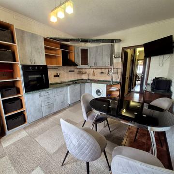 Драгоманова вул., 14-А