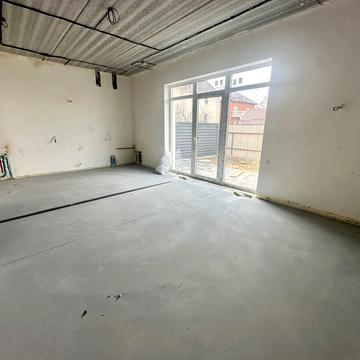 Прорізна, 35