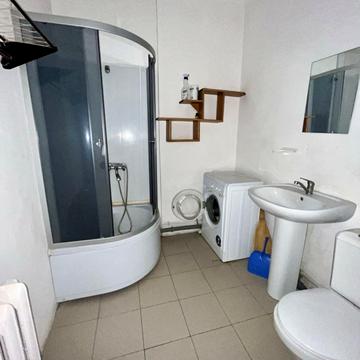 Ярослава Баїса вул. (Володимира Висоцького), 13