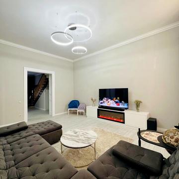 Устима Кармалюка вул., 7