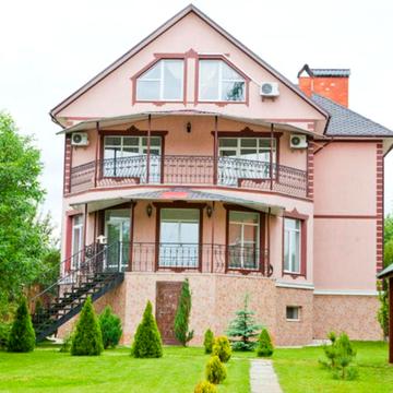 Весняна вул.