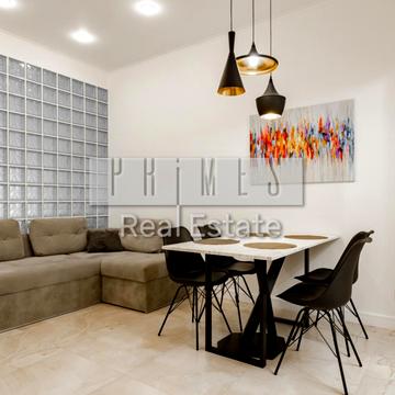 Андрія Верхогляда вул. (Михайла Драгомирова), 11