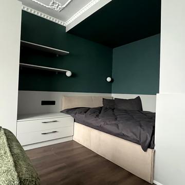 Івана Миколайчука вул., 10