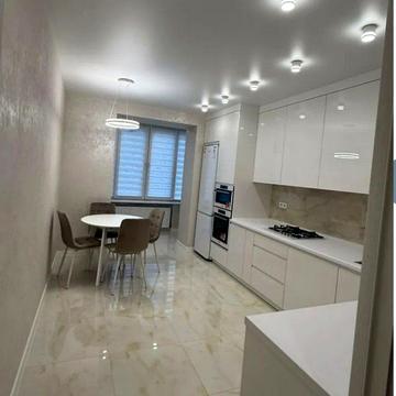 Івана Франка пров., 8/1-Д