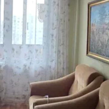 Левка Лукяненка вул. (Маршала Тимошенка), 1-Е