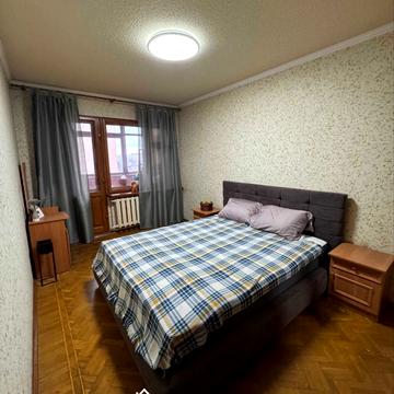 Аерокосмічний просп. (Гагаріна), 90