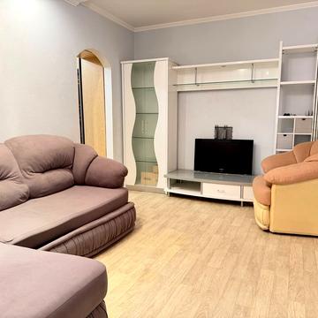 Миколи Вавілова просп., 13/42