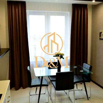 Вячеслава Чорновола вул., 27