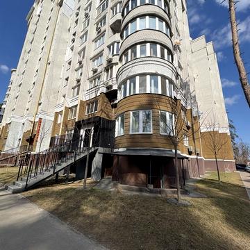 Матвія Донцова вул. (Тургенєвська), 10