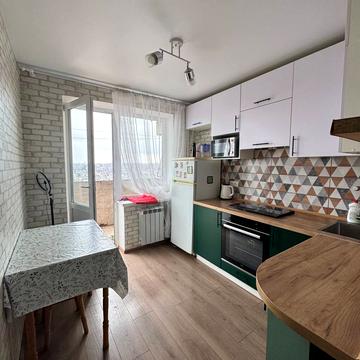 Надії Алексєєнко вул. (Чичеріна), 104