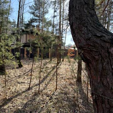 Спортивна вул., 18