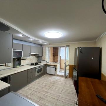 Євгена Чикаленка вул., 59к